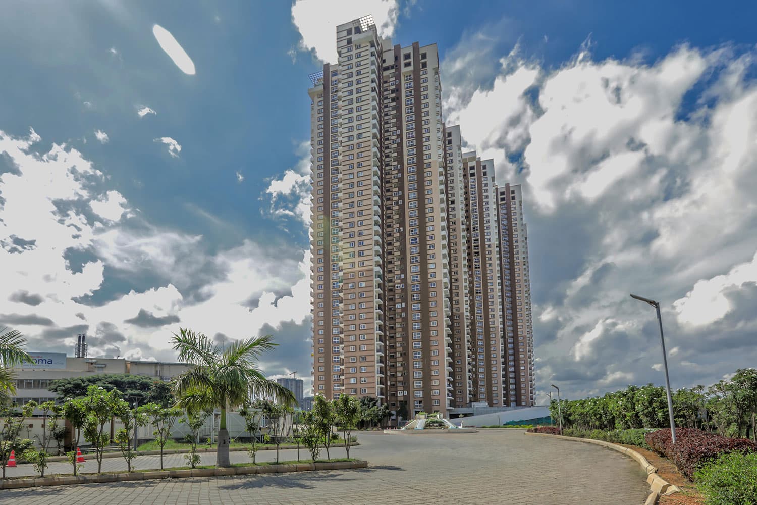 Pashmina Waterfront - Property in bangalore - Photo 2 | Housystan
